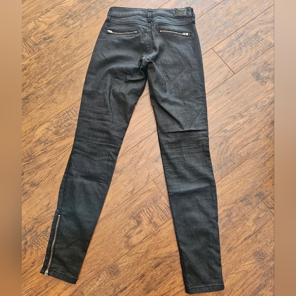 Guess low-rise black skinny jeans - Picture 2 of 3
